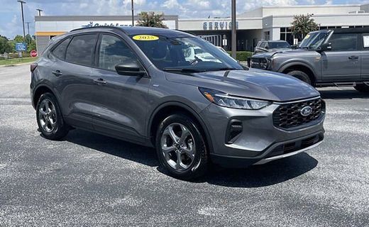 2025 Ford Escape ST Line