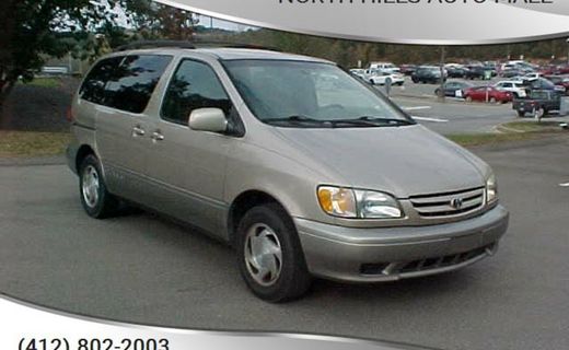 2002 Toyota Sienna LE