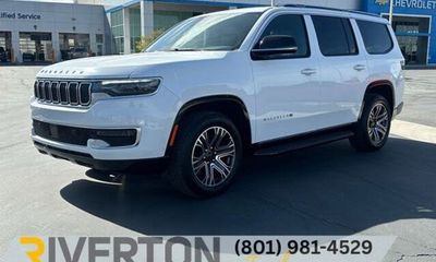 2025 Jeep Wagoneer Base