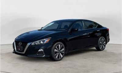 2022 Nissan Altima SV