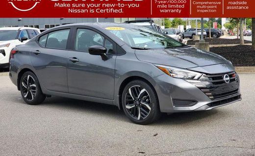 2025 Nissan Versa SR
