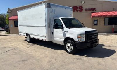 2018 Ford E-Series Chassis E 350 Super