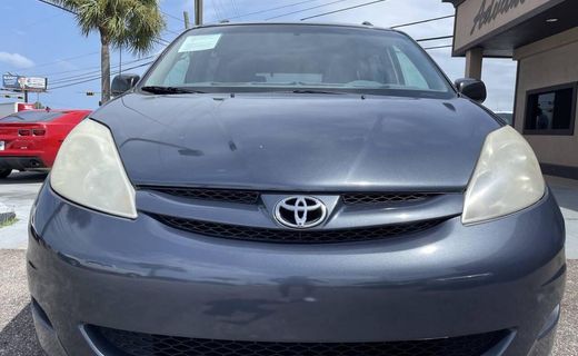 2008 Toyota Sienna LE