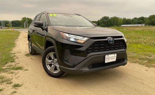 2022 Toyota RAV4 XLE