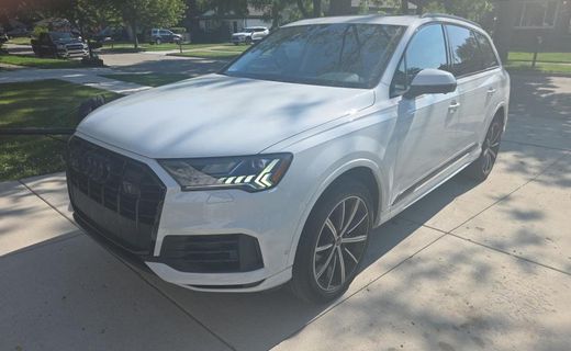 2023 Audi Q7 Quattro Premium Plus