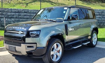 2024 Land Rover Defender 110 X