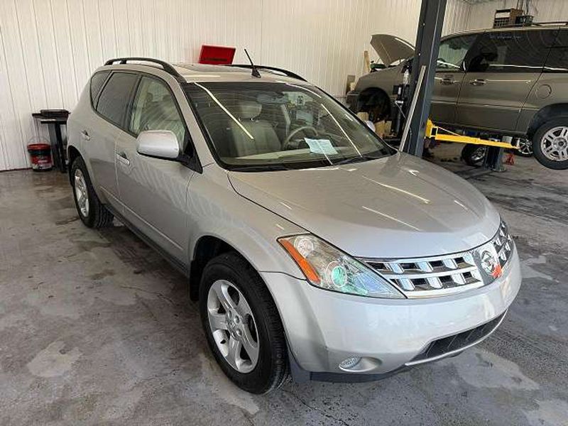 2004 Nissan Murano — a typically priced live listing
