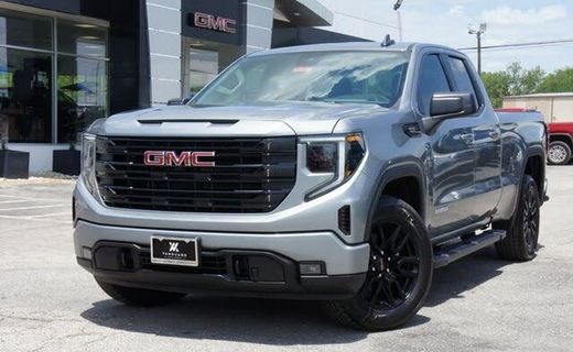 2023 GMC Sierra Elevation