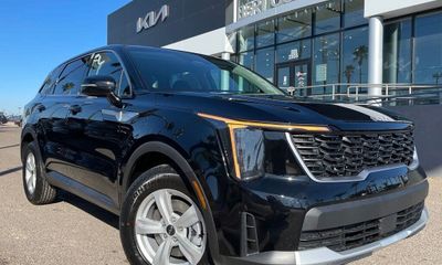 2026 Kia Sorento LX