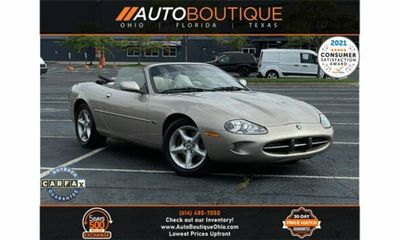 2000 Jaguar XK8