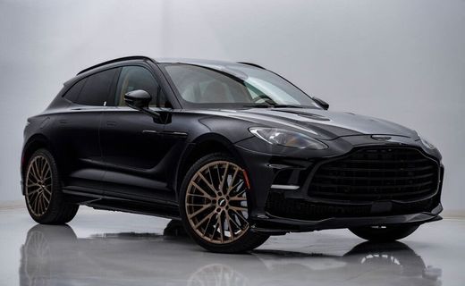 2025 Aston Martin DBX DBX707