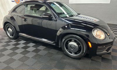 2018 Volkswagen Beetle S Coast