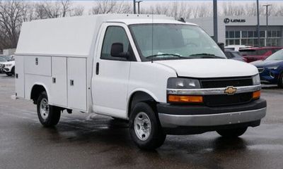 2026 Chevrolet Express 3500 Cutaway 139
