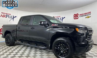 2025 Chevrolet Silverado RST