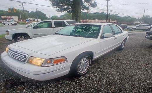 2003 Ford Crown Victoria LX