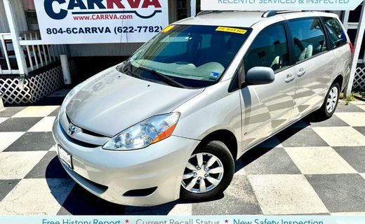 2010 Toyota Sienna LE