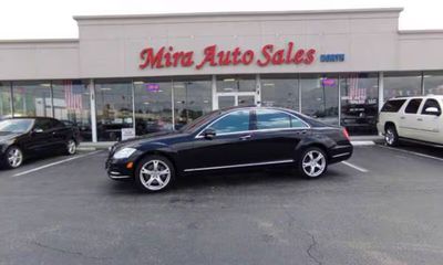 2013 Mercedes-Benz S-Class S550V