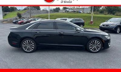 2017 Lincoln MKZ Select