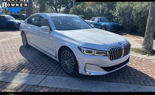 2021 BMW 740I