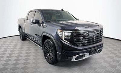 2023 GMC Sierra Denali