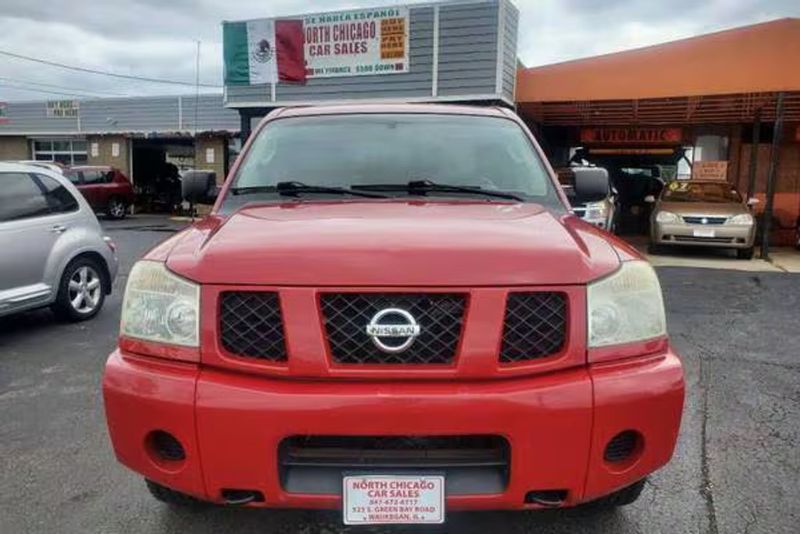 2005 Nissan Titan — a typically priced live listing