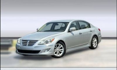 2012 Hyundai Genesis GLS