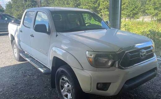 2013 Toyota Tacoma Delux