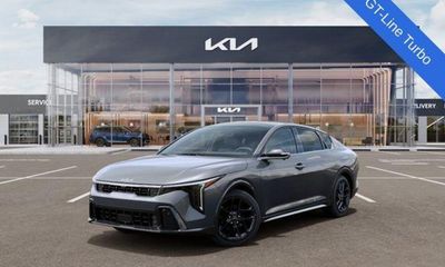 2026 Kia K4 GT Line Turbo