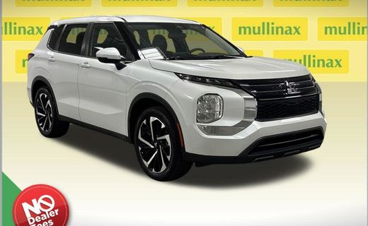 2022 Mitsubishi Outlander ES