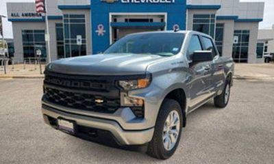 2026 Chevrolet Silverado LT