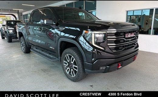 2023 GMC Sierra AT4