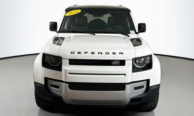 2024 Land Rover Defender 110 S