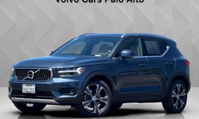 2022 Volvo XC40 Inscription