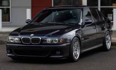 2001 BMW M5 Base