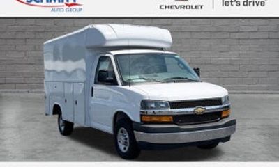 2026 Chevrolet Express 3500 Cutaway 139