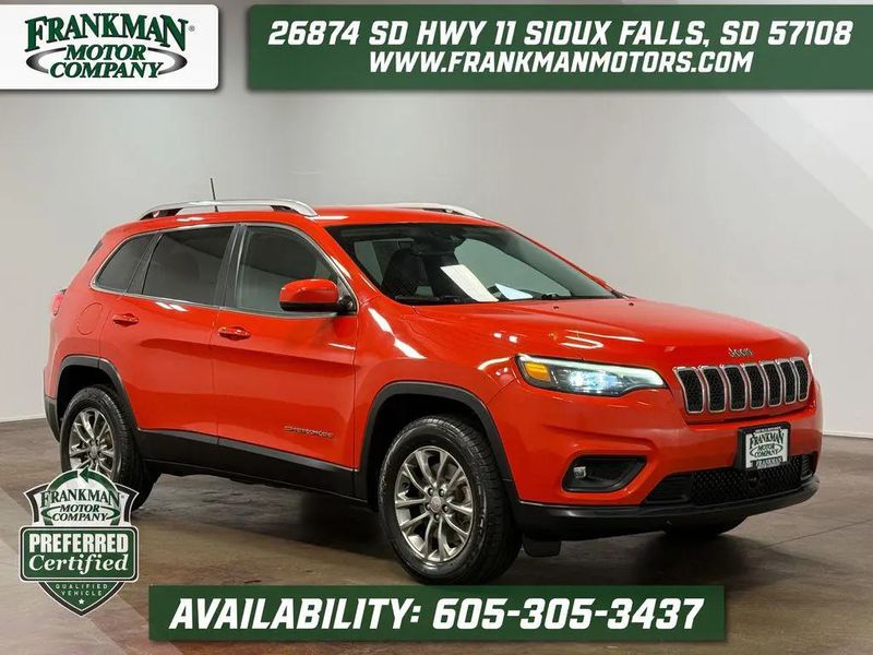 2021 Jeep Cherokee — a typically priced live listing