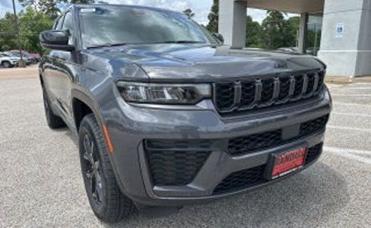 2026 Jeep Grand Cherokee Summit