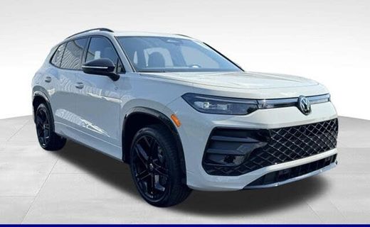 2026 Volkswagen Tiguan 4MOTION SE Black