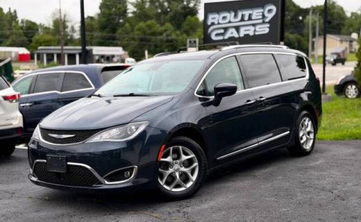 2019 Chrysler Pacifica Touring L Plus