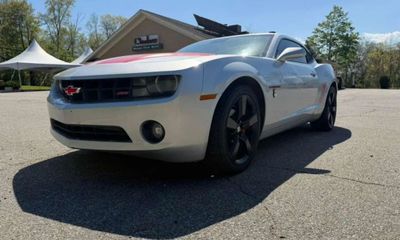 2011 Chevrolet Camaro LT2