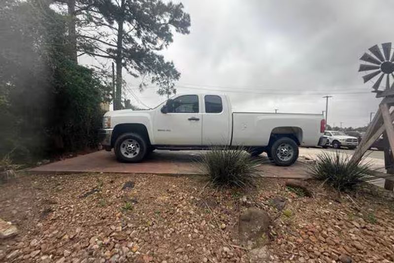 2011 Chevrolet Silverado — a typically priced live listing