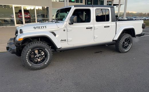 2026 Jeep Gladiator Sport