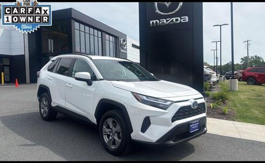 2024 Toyota RAV4 LE
