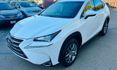 2015 Lexus NX 200T Luxury