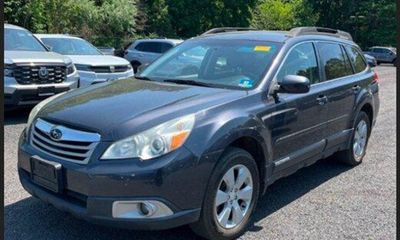2012 Subaru Outback Premium 6CD HK