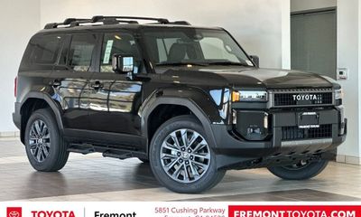 2027 Toyota Land Cruiser Base