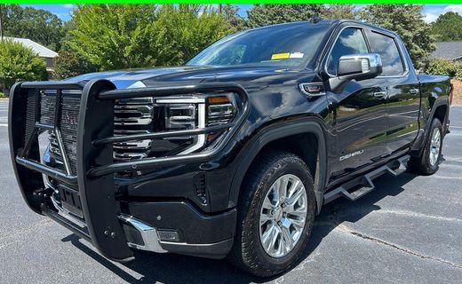 2025 GMC Sierra Denali