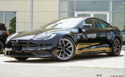2021 Tesla Model S Plaid