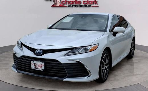 2024 Toyota Camry XLE