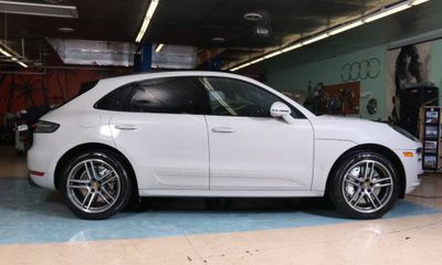 2021 Porsche Macan Turbo